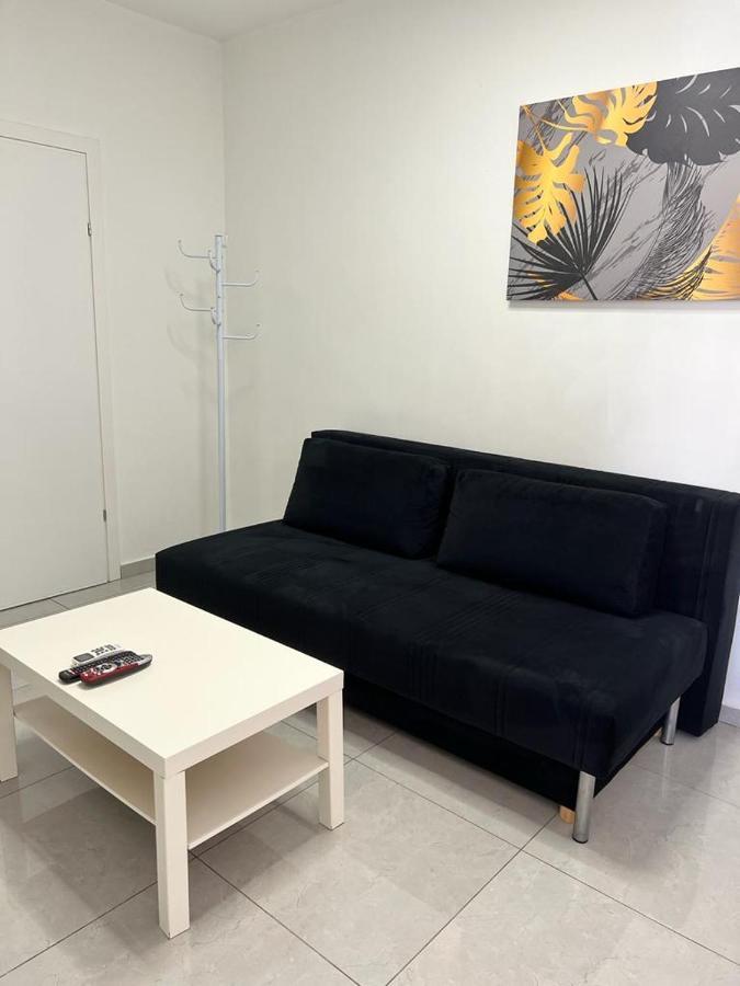 Apartments4You Maya Bat Yam Eksteriør billede