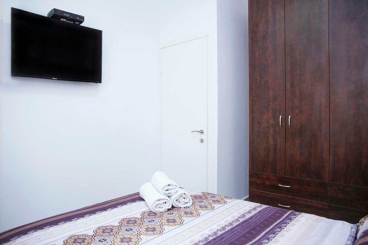 Apartments4You Maya Bat Yam Eksteriør billede