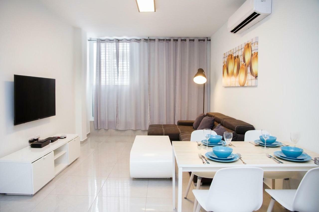 Apartments4You Maya Bat Yam Eksteriør billede